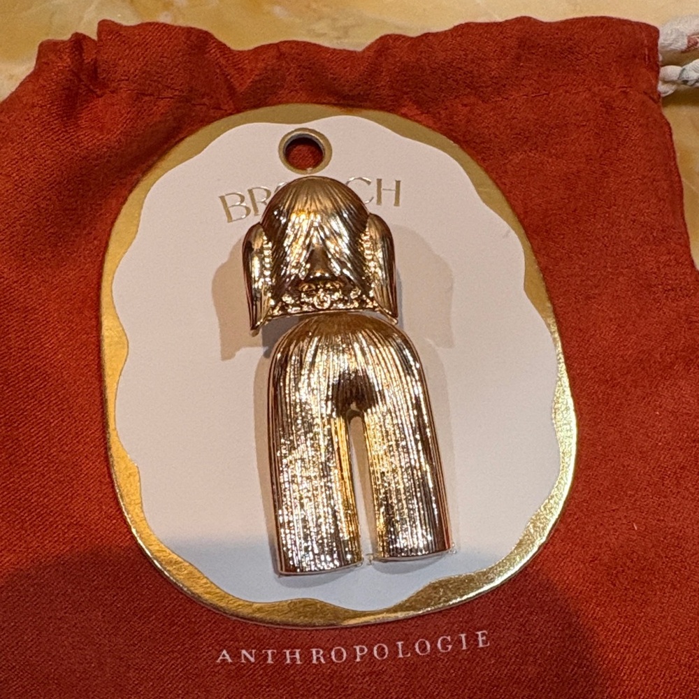 Anthropologie " Dog" 🐶 Bobble Head Brooch Pin